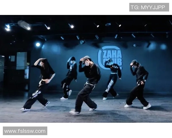 武汉街舞队的战术揭秘与舞蹈文化的深度融合探索 武汉街舞队的战术揭秘与舞蹈文化的深度融合探索