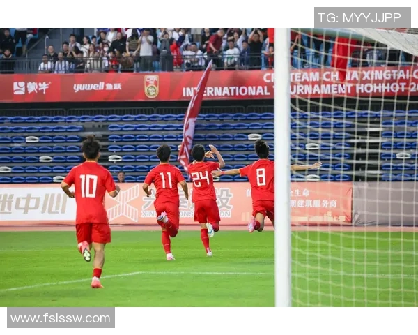 足球明星与球迷之间的情感纽带与支持力量探讨