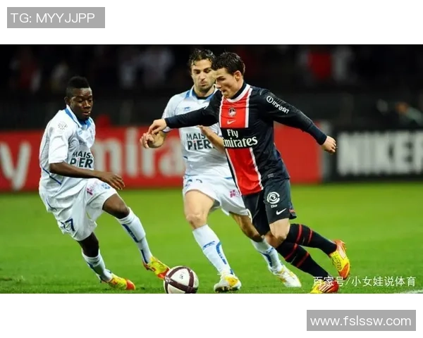 足球明星退役后是否仍然参与踢球活动的现象与分析 足球明星退役后是否仍然参与踢球活动的现象与分析